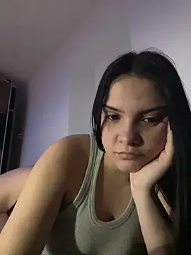 Selena y online show from February 3, 2026, 8:25 pm