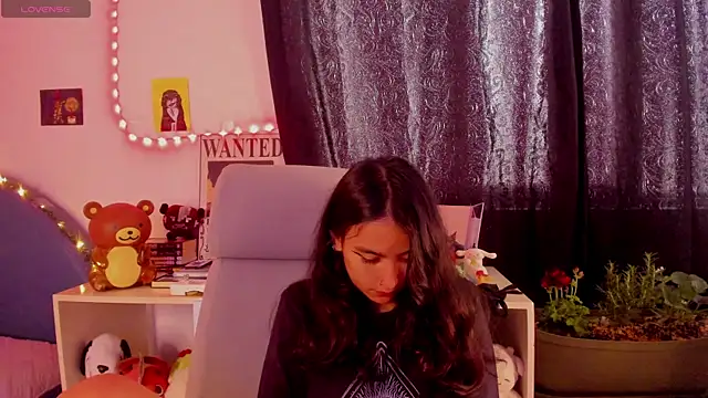 Snapshot of namiiwhite chatting on September 28, 2025, 4:36 pm namiiwhite online show from September 28, 2025, 4:36 pm