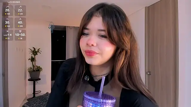 NikaVelvet1 online show from February 6, 2026, 12:06 am