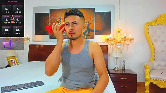 Valentiinoss online show from March 5, 2026, 7:54 pm