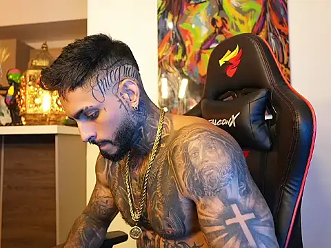 logan hugh8 online show from October 2, 2025, 1:31 am