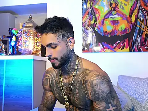 logan hugh8 online show from September 9, 2025, 2:54 am