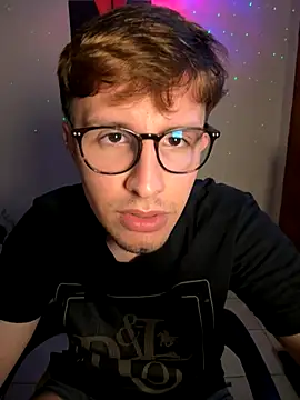 ricdicxs online show from October 29, 2025, 3:49 am