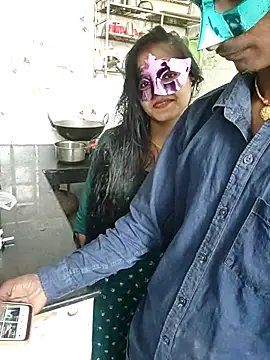 LOVE568 online show from November 16, 2025, 6:18 am