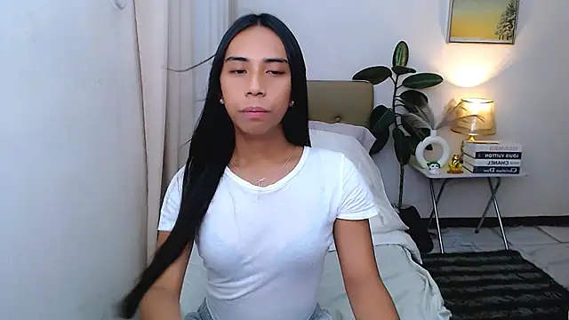 scarlet smith7 online show from June 4, 2026, 8:08 am