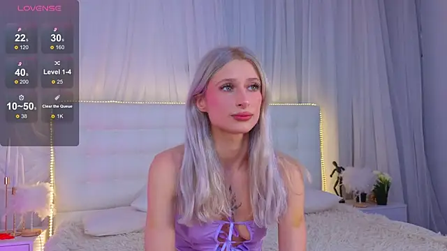 Snapshot of Monica_Leen chatting on February 20, 2026, 6:19 am Monica Leen online show from February 20, 2026, 6:19 am