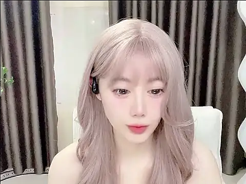 springA online show from March 10, 2026, 2:37 am