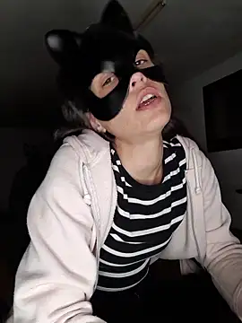 SweetSun69 online show from April 24, 2026, 8:33 pm