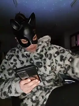 SweetSun69 online show from April 13, 2026, 6:56 pm