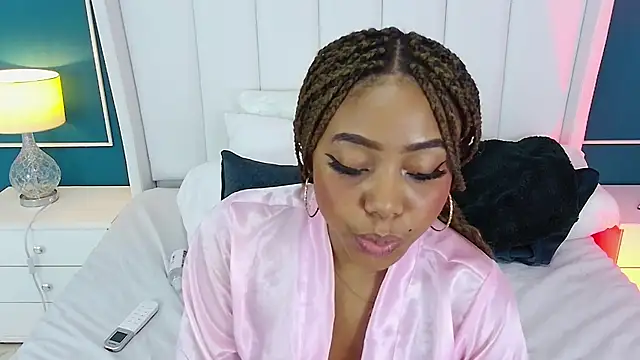 AngelaRoberts online show from September 13, 2025, 3:56 pm