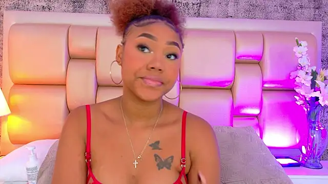 Snapshot of AngelaRoberts chatting on March 19, 2026, 8:31 pm AngelaRoberts online show from March 19, 2026, 8:31 pm