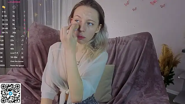 Snapshot of NyxaThorn chatting on February 9, 2026, 4:05 pm NyxaThorn online show from February 9, 2026, 4:05 pm