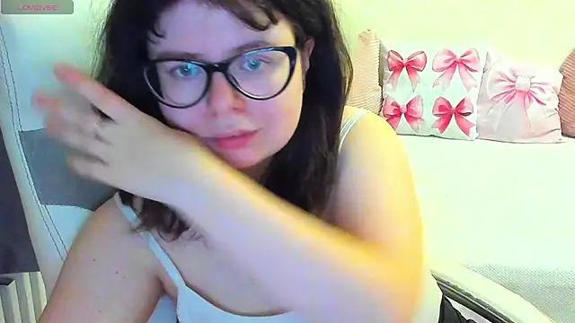 MilisaSweet777 online show from January 18, 2026, 1:25 pm