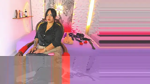 Luciana r online show from November 6, 2025, 10:03 pm