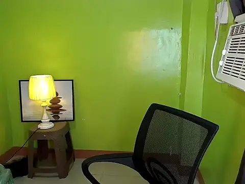 Snapshot of SultryCyraFoxmore chatting on April 4, 2026, 3:57 am SultryCyraFoxmore online show from April 4, 2026, 3:57 am