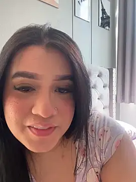 Aliciawhitee online show from November 30, 2025, 5:58 pm