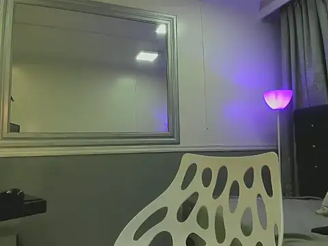 Oriana Jhonson online show from February 21, 2026, 11:01 am