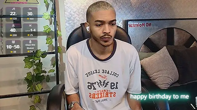 Snapshot of MarcusRain_ chatting on February 14, 2026, 3:29 am MarcusRain online show from February 14, 2026, 3:29 am