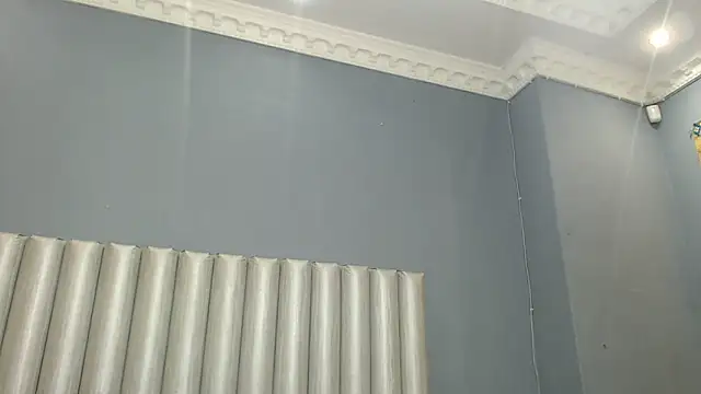 Snapshot of LoloQueen5 chatting on February 1, 2026, 10:08 pm LoloQueen5 online show from February 1, 2026, 10:08 pm