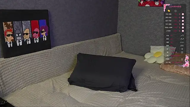 Violetwin online show from March 25, 2026, 9:35 pm