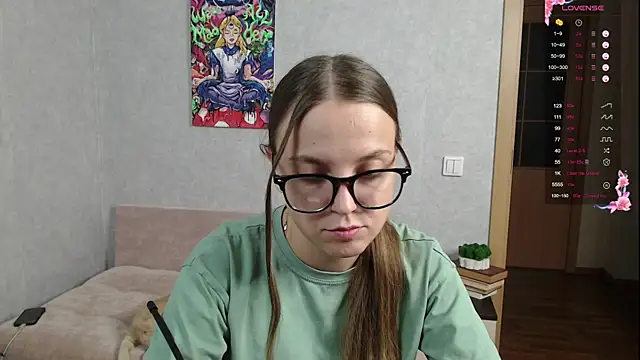 Violetwin online show from September 24, 2025, 6:14 pm