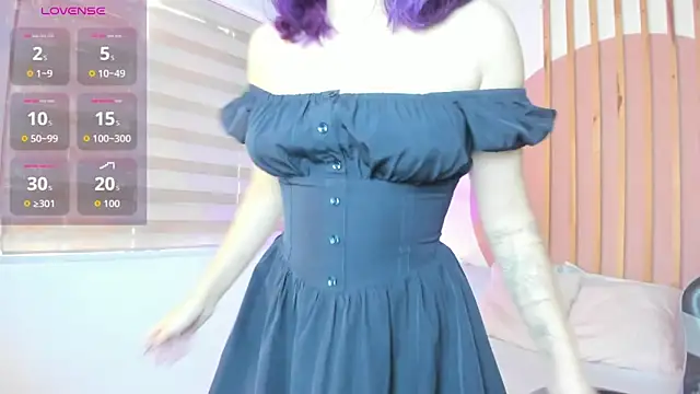 rei cos online show from October 9, 2025, 12:17 pm