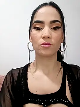 jamila zair online show from December 17, 2025, 2:55 pm