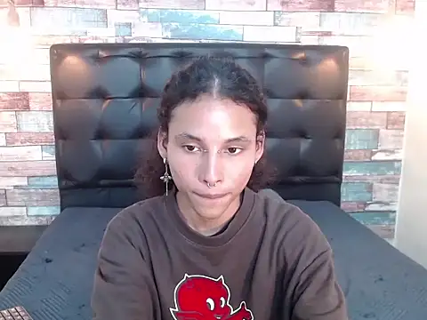 Andrew Landry online show from October 17, 2025, 3:58 pm