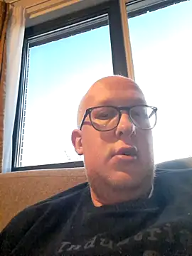 geilerd122 online show from January 10, 2026, 4:13 pm