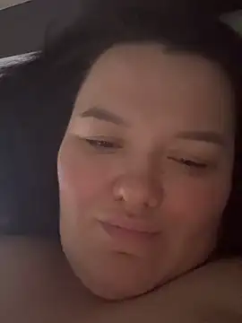 Snapshot of SunnyLeila2101 chatting on March 29, 2026, 7:15 pm SunnyLeila2101 online show from March 29, 2026, 7:15 pm