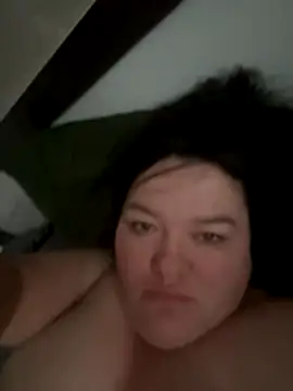 SunnyLeila2101 online show from November 6, 2025, 5:22 am