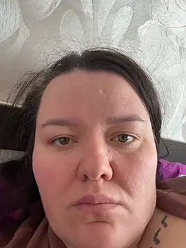 Snapshot of SunnyLeila2101 chatting on April 3, 2026, 7:15 am SunnyLeila2101 online show from April 3, 2026, 7:15 am