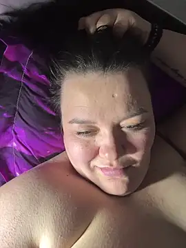 Snapshot of SunnyLeila2101 chatting on March 16, 2026, 7:16 pm SunnyLeila2101 online show from March 16, 2026, 7:16 pm