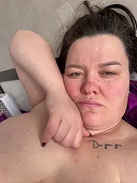 Snapshot of SunnyLeila2101 chatting on March 27, 2026, 8:26 am SunnyLeila2101 online show from March 27, 2026, 8:26 am