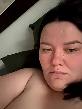 SunnyLeila2101 online show from October 16, 2025, 4:54 am