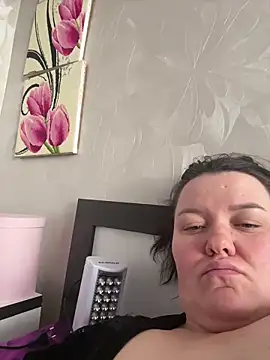 Snapshot of SunnyLeila2101 chatting on April 1, 2026, 1:41 pm SunnyLeila2101 online show from April 1, 2026, 1:41 pm