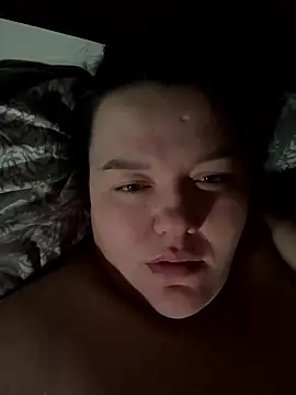 SunnyLeila2101 online show from January 13, 2026, 10:35 pm