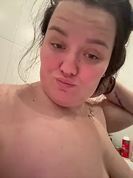 Snapshot of SunnyLeila2101 chatting on March 11, 2026, 7:24 am SunnyLeila2101 online show from March 11, 2026, 7:24 am