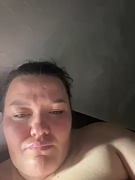 SunnyLeila2101 online show from June 9, 2026, 7:04 pm