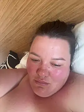 SunnyLeila2101 online show from June 17, 2026, 12:59 pm