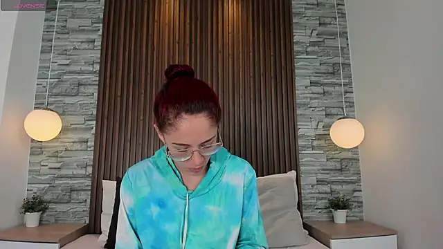 melodyvega0591 online show from October 17, 2025, 12:51 pm