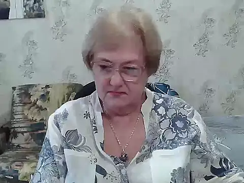 Renata62011 online show from November 6, 2025, 12:09 pm