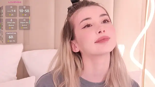 Nesolla online show from February 26, 2026, 8:20 pm