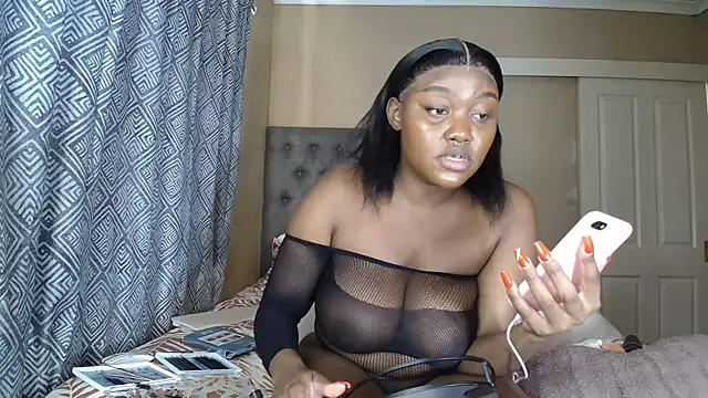 Snapshot of nanababe1 chatting on April 8, 2026, 12:28 pm nanababe1 online show from April 8, 2026, 12:28 pm