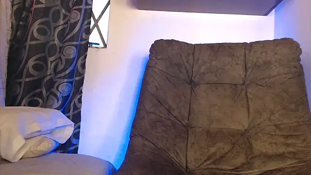 Snapshot of ArturoCardona_ chatting on April 7, 2026, 11:01 am ArturoCardona online show from April 7, 2026, 11:01 am