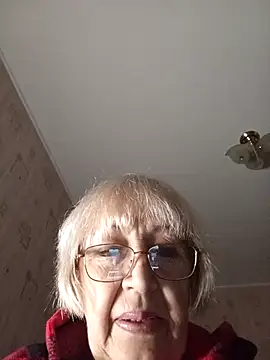 Snapshot of Anatolia5961 chatting on April 13, 2026, 1:42 am Anatolia5961 online show from April 13, 2026, 1:42 am