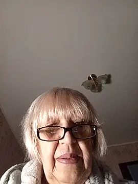 Snapshot of Anatolia5961 chatting on March 1, 2026, 2:33 am Anatolia5961 online show from March 1, 2026, 2:33 am