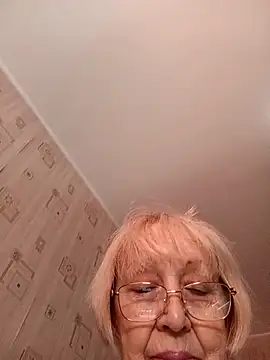 Snapshot of Anatolia5961 chatting on April 6, 2026, 5:41 am Anatolia5961 online show from April 6, 2026, 5:41 am