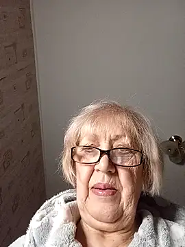 Snapshot of Anatolia5961 chatting on February 22, 2026, 2:25 am Anatolia5961 online show from February 22, 2026, 2:25 am