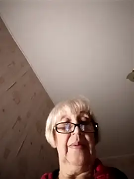 Snapshot of Anatolia5961 chatting on March 12, 2026, 1:44 am Anatolia5961 online show from March 12, 2026, 1:44 am